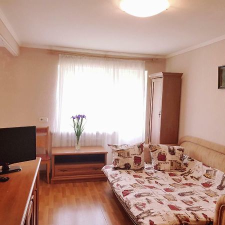 Квартира -Студія Вул. Героїв Севастополя 46/17, Поруч Нау, Клініка Шалімова, Швидкістний Трамвай, Ж/Д Вокзал, Аеропорт Жуляни Kijów Zewnętrze zdjęcie